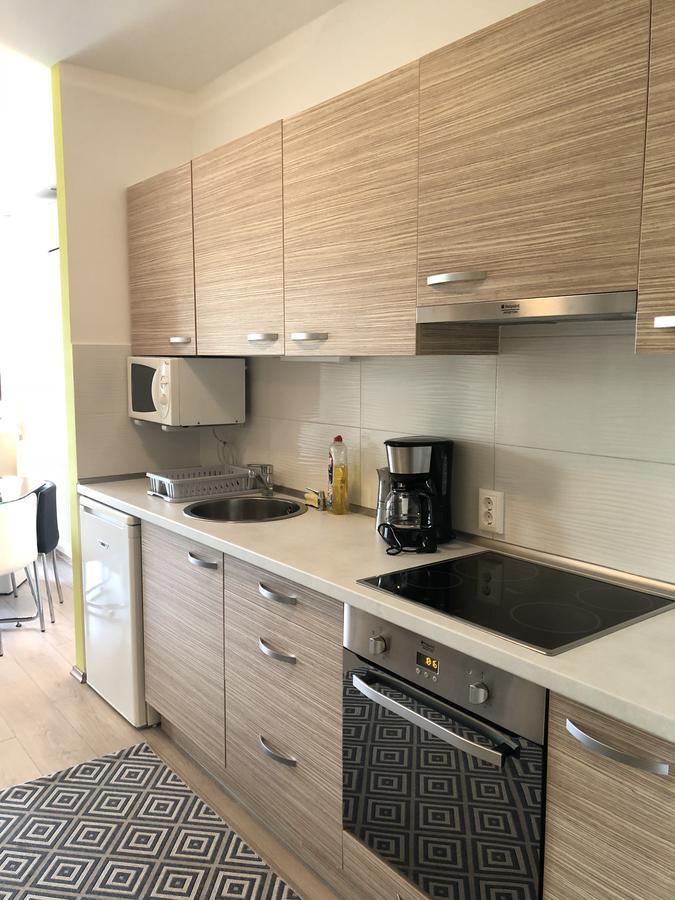 ZamárdiRelax Apartmanアパートメント エクステリア 写真
