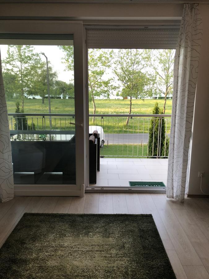 ZamárdiRelax Apartmanアパートメント エクステリア 写真