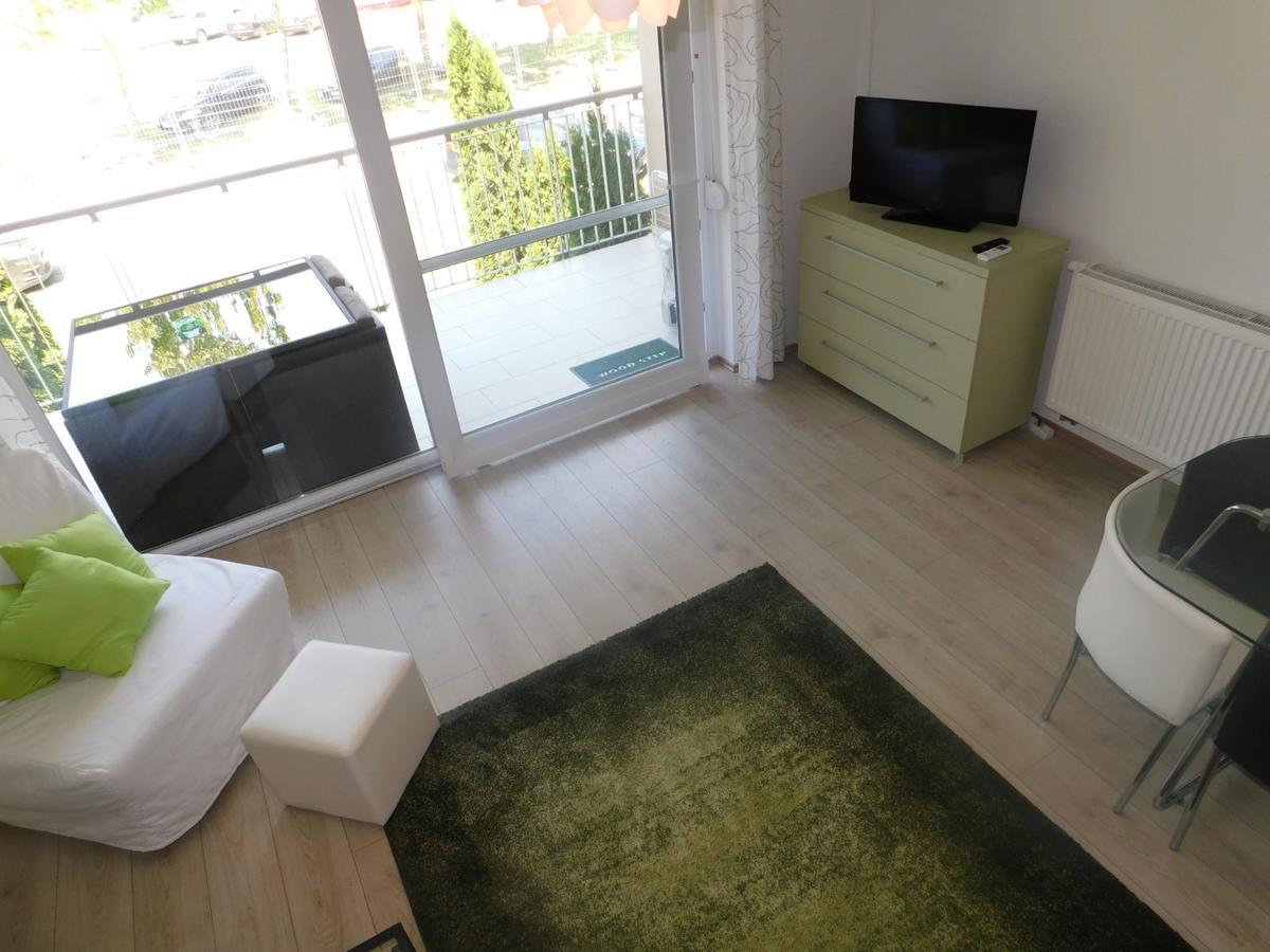 ZamárdiRelax Apartmanアパートメント エクステリア 写真
